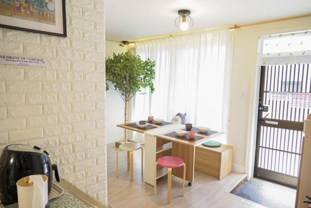 Hotel House Mongja Seoul Exterior foto